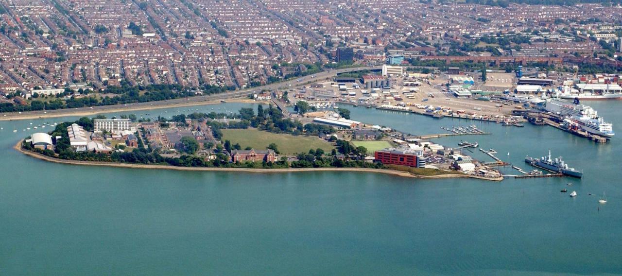City Centre Apartment Portsmouth Luaran gambar